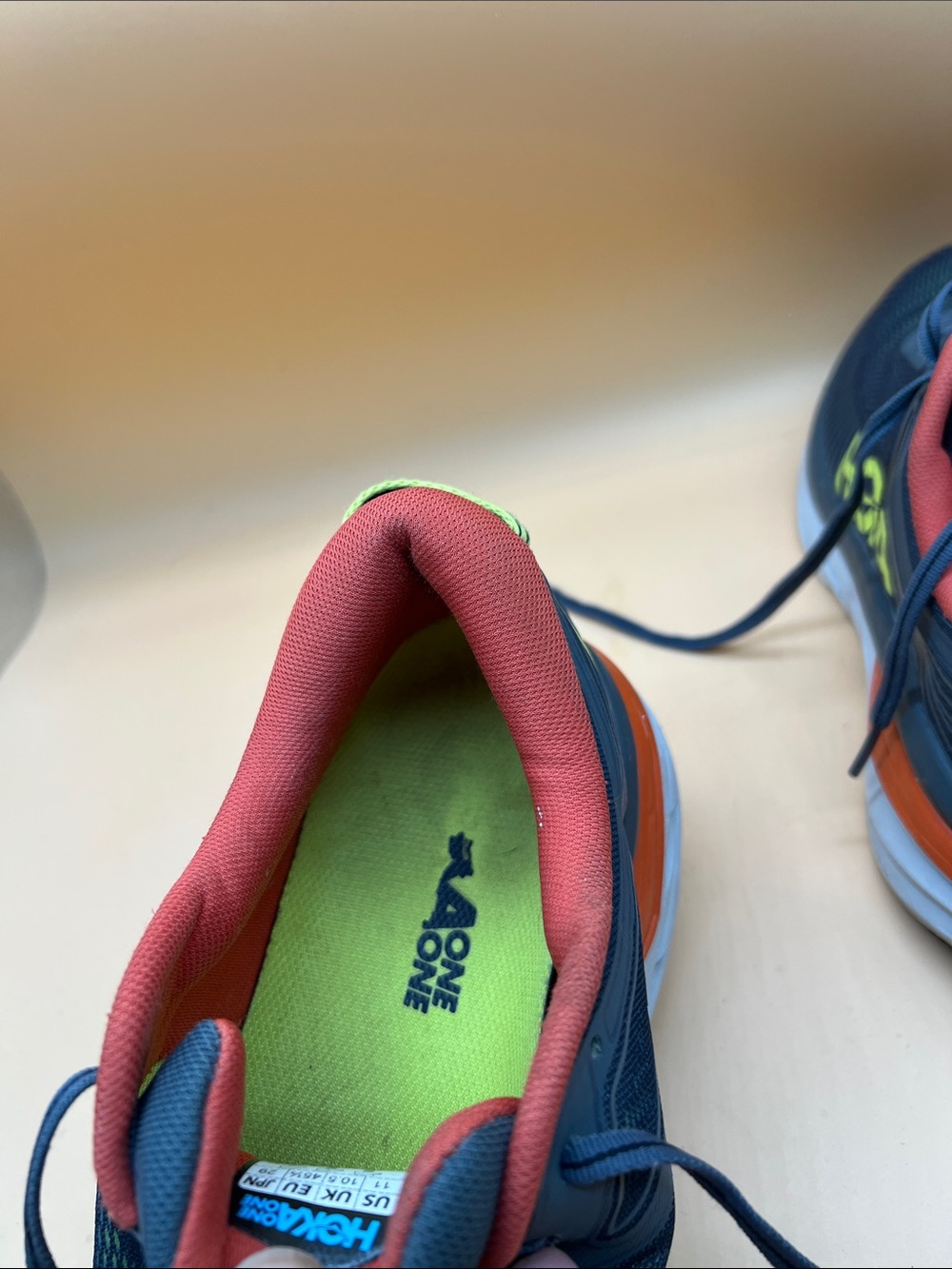 Hoka One One Bondi 7 1110518-RTOS Men's 11 Running Shoes Athletic Sneakers - Picture 8 of 8